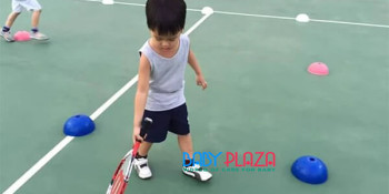 Có nên cho trẻ học chơi tennis không?