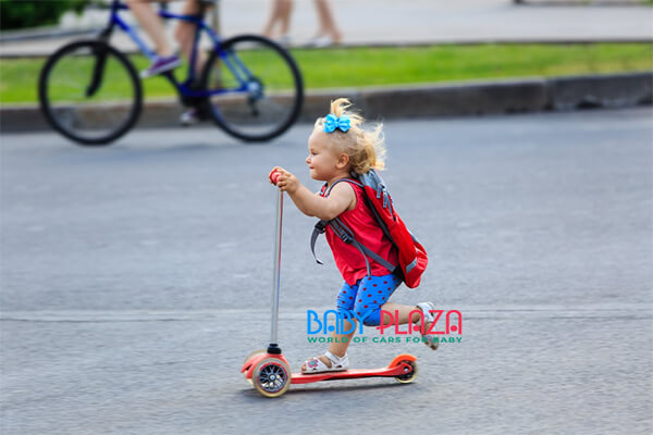 xe trượt cho bé dưới 4 tuổi