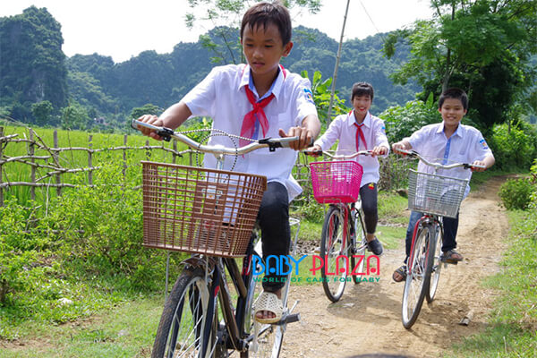 xe đi xe đạp đến trường có an toàn không