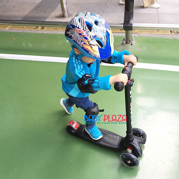 cách chọn không gian chơi xe trượt và đồ bảo hộ cho trẻ