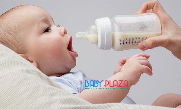 lượng sữa cho bé 4 tháng